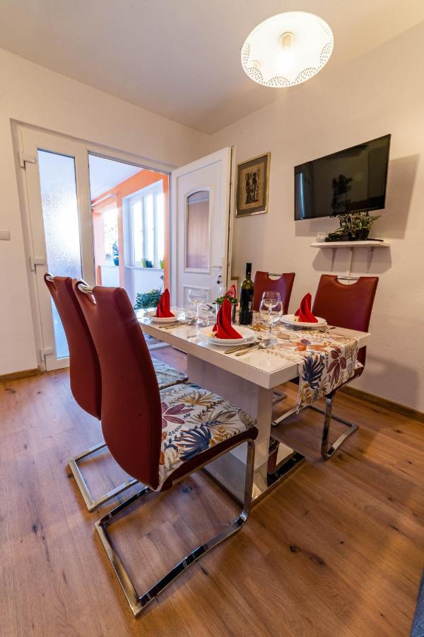 Apartment Milica Раб Экстерьер фото